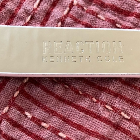 Kenneth Cole Reaction Pink Belt with silver tone Buckle - Picture 3 of 14